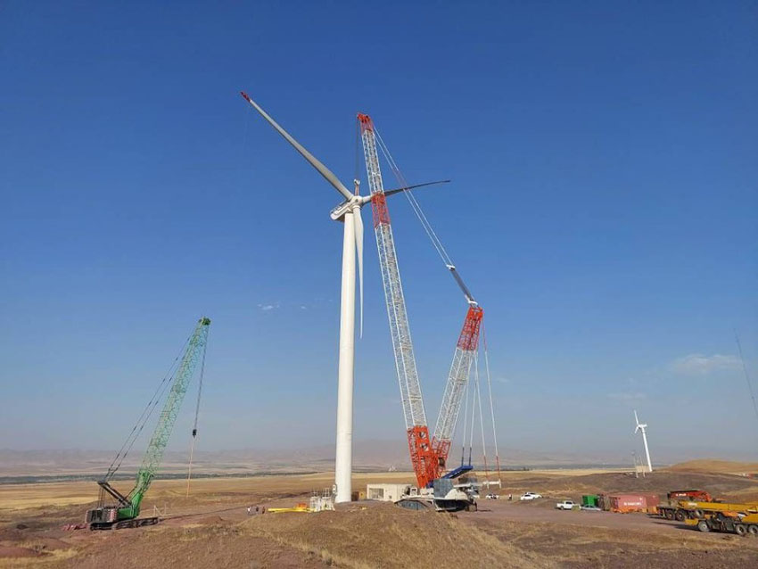 نصب توربین ملی در نیروگاه بادی علی آباد ابهر